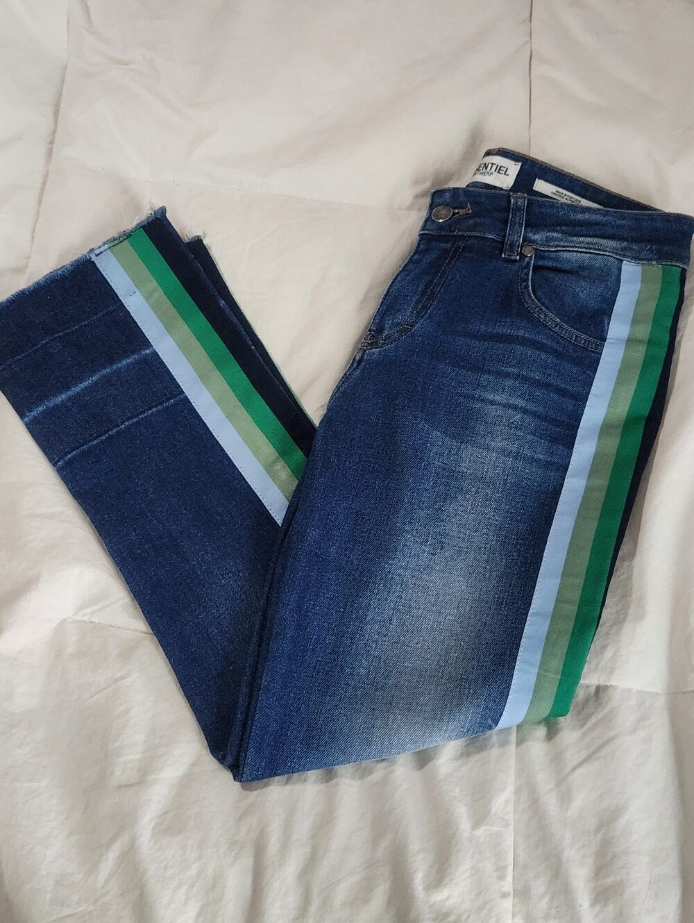essentiel antwerp Jeans Side Stripe Size 27 Cropped 27 waist